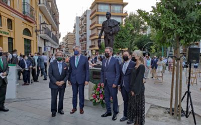 La Macarena inauguró el monumento a Joselito El Gallo